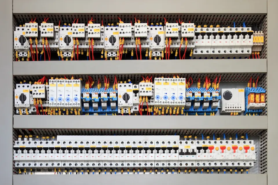electricidad luch industry